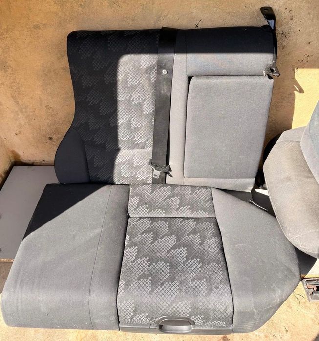 Bancos para Mercedes