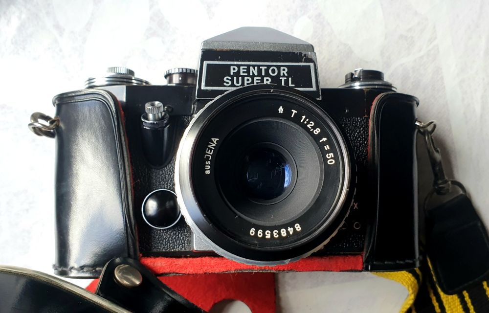 Aparat fotograficzny PENTOR SUPER TL  . Stan BDB  .