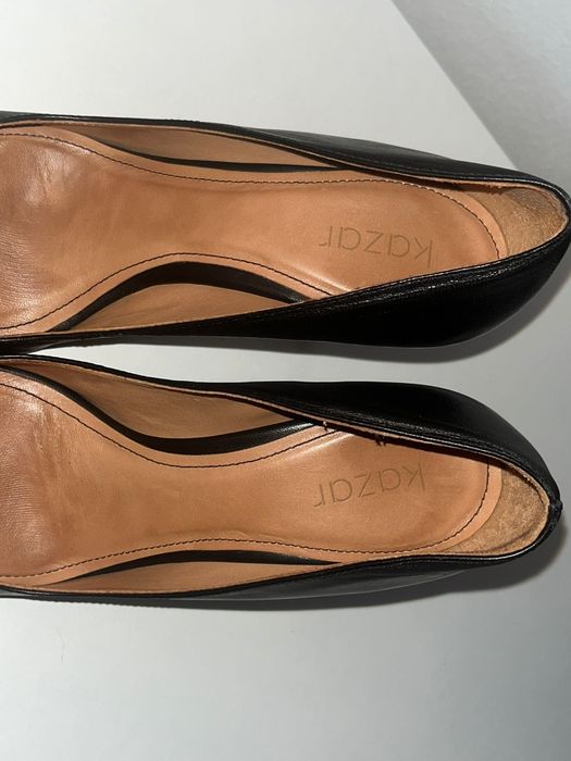 Szpilki czółenka Kazar klasyczne