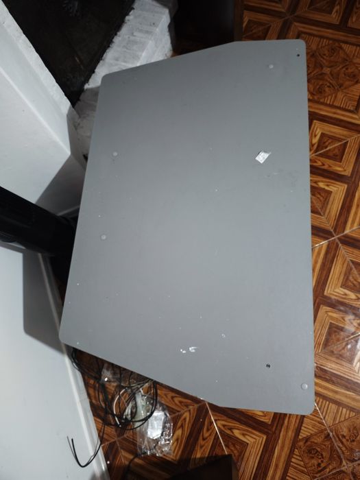 Raque de Tv com prateleira de vidro