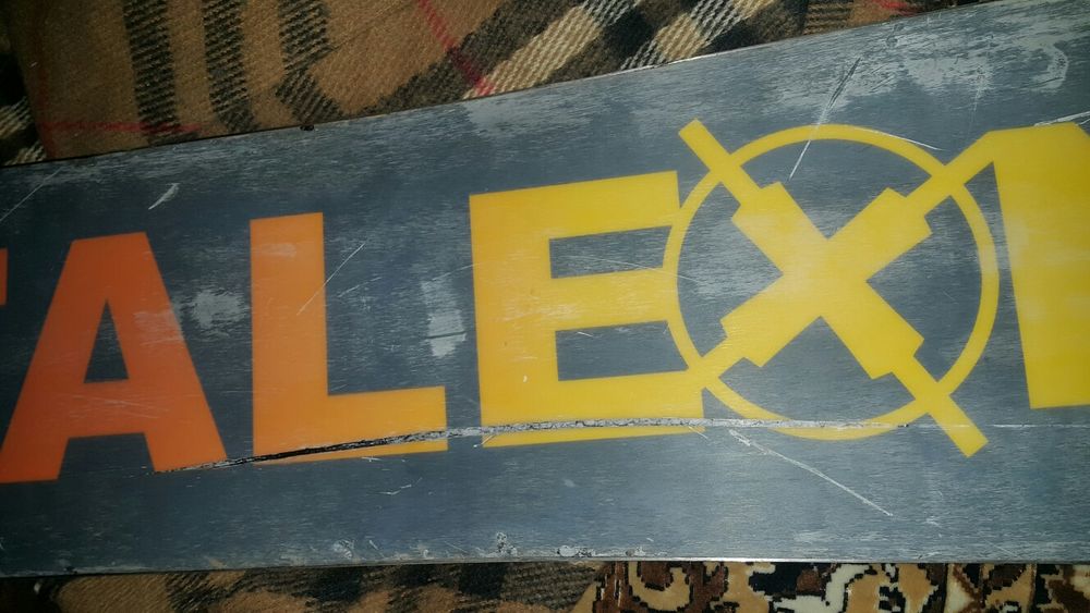 Сноуборд Bataleon Enemy. Крепления Barton.