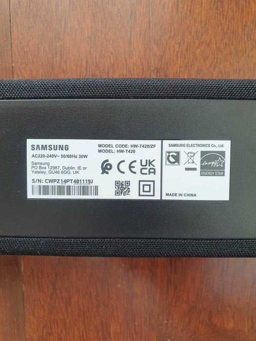 Soundbar SAMSUNG HW-T420 (2.1 - 150 W - Subwoofer com Fios)