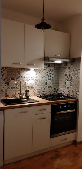 Kawalerka Azory 28 m² — umeblowana, dobra komunikacja