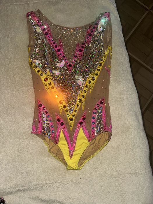 Купальники для виступу