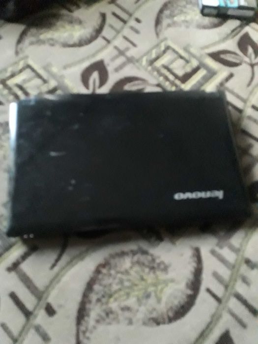 Продаю нетбук lenovo на запчасти