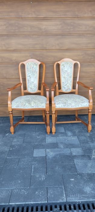 Крісла дерев'яні