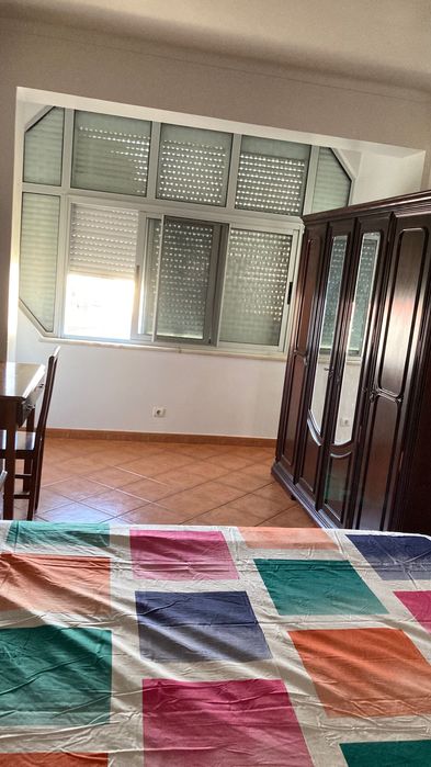 Quarto casal ou compartilhado disponivel no barreiro