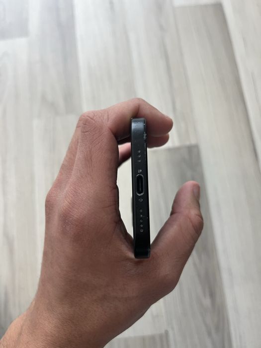 Iphone 15 256Gb, em ótimas condições