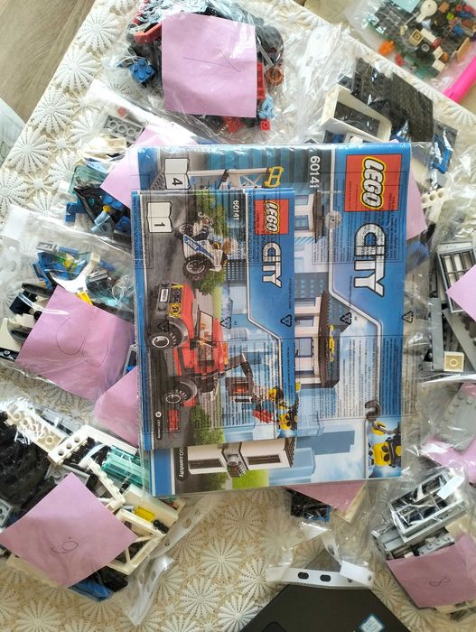 Конструктор Lego City 60141 Поліцейський відділок+Будівельна пластина