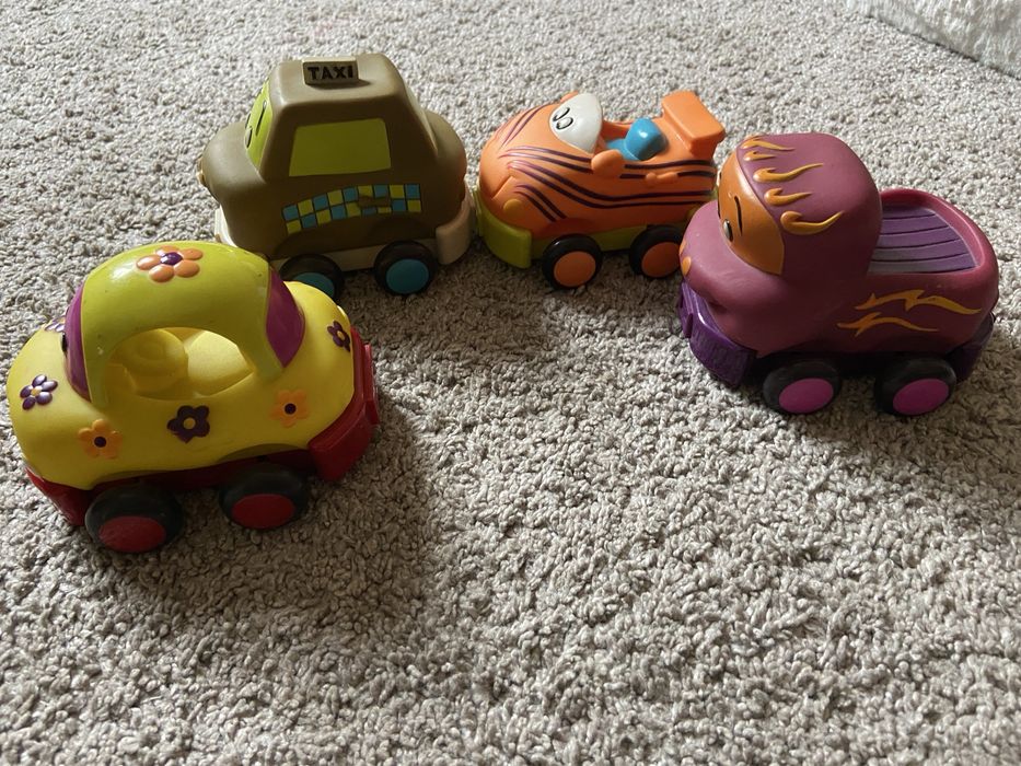 Машинки для малюків
