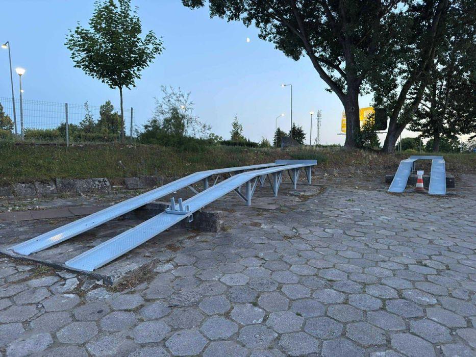 Sprzedam garaż murowany