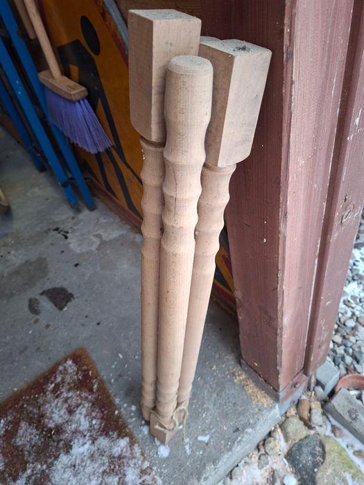 Stare nogi, do stołu, krzesła.