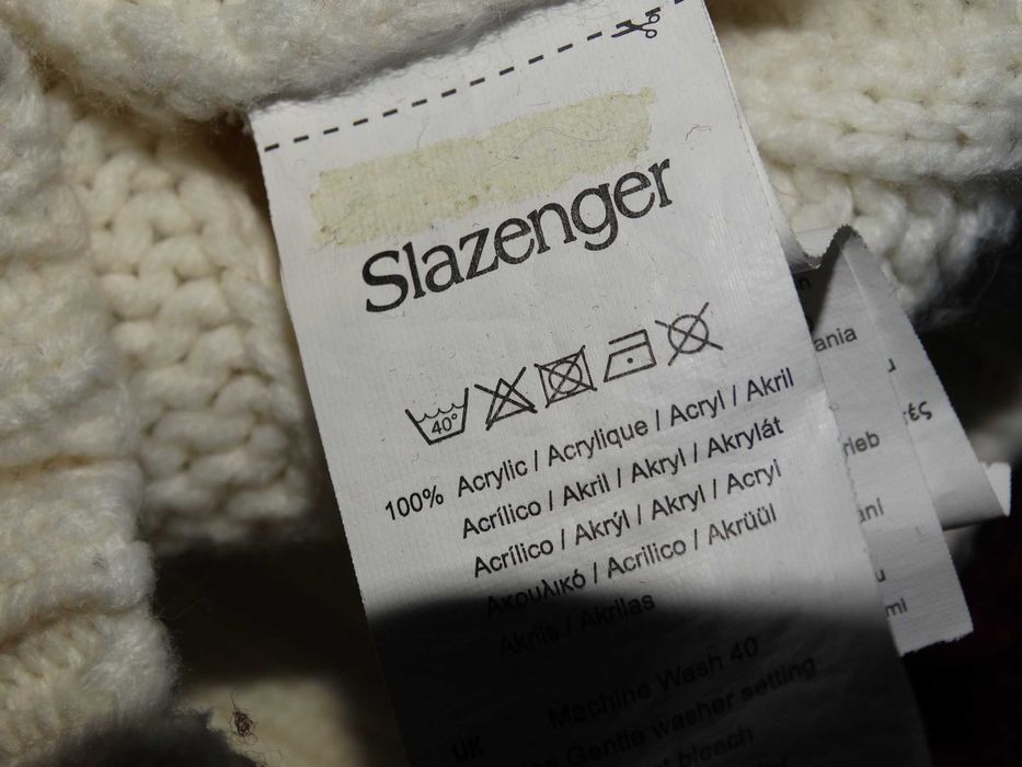 _Slazenger_Ciepła kremowa kamizelka do szkoły_R.146