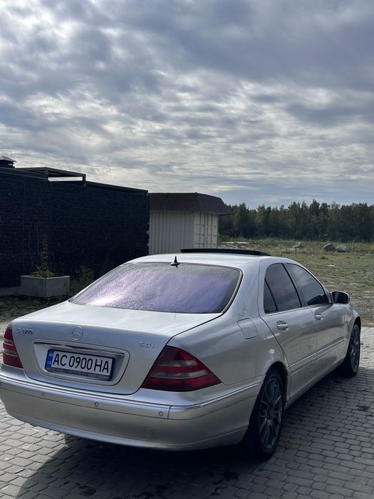 Мерседес с-клас.