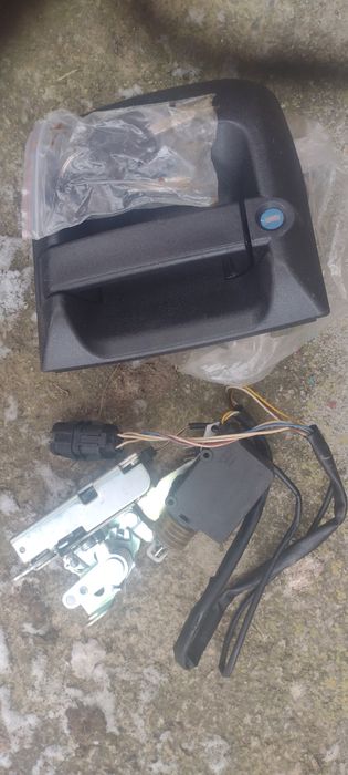 Запчастини для тягачів МАН і Сканія