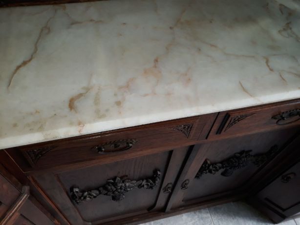 2x Moveis Vintage c/entalhes c Aparador