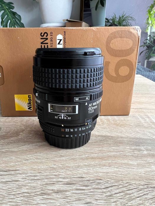 nikon 60mm 28 - Купити електроніку - Ціни на OLX.ua