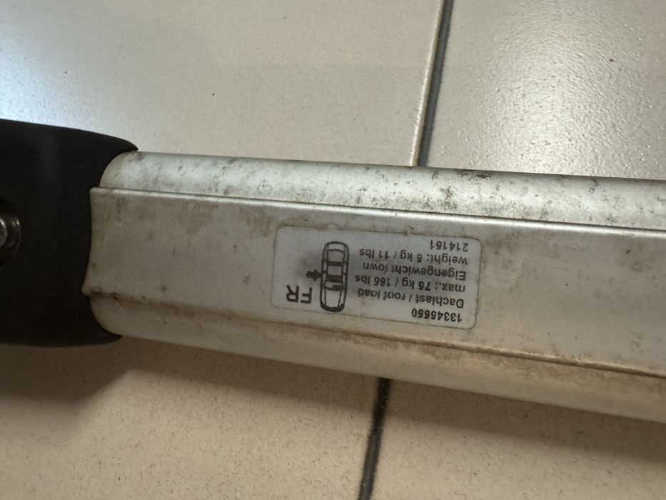 2 barras de tejadilho em alumínio