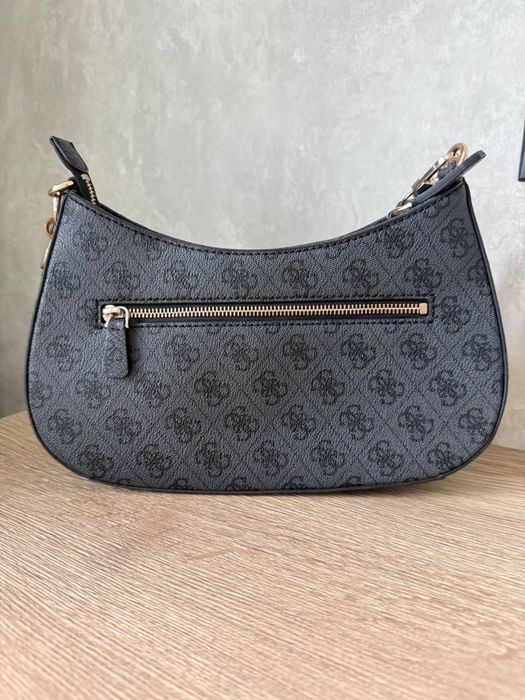 Продам женскую сумку GUESS оригинал