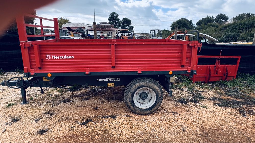 Reboque usado Herculano 3.500kg