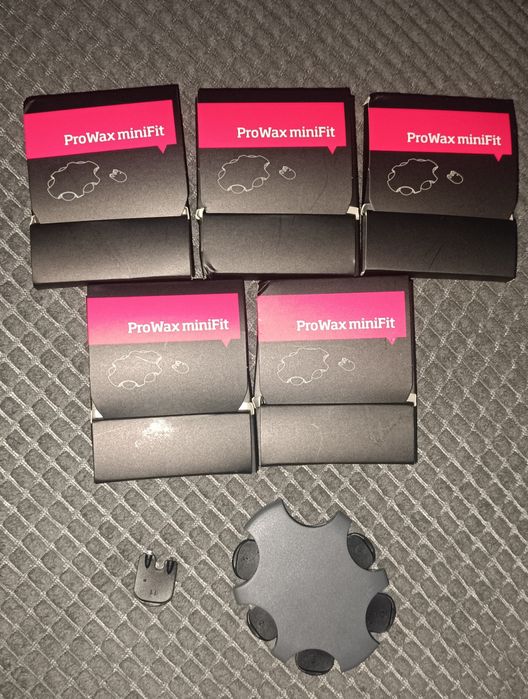 Filtry do aparatów słuchowych.