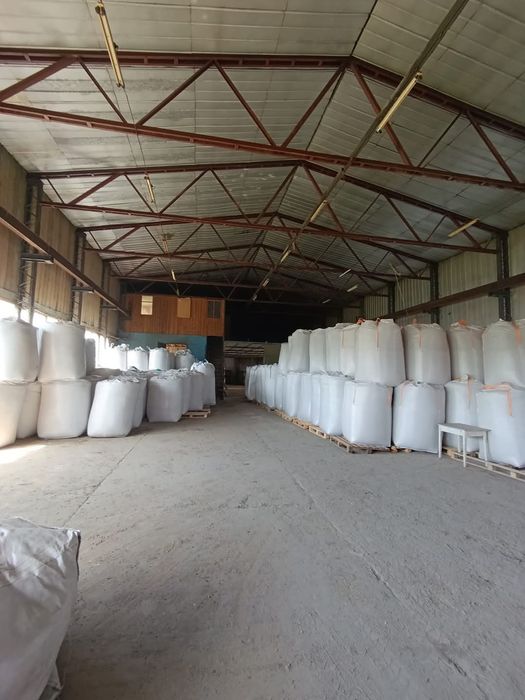 Продається виробниче приміщення! Смт. Клевань. Склад! Ангар.