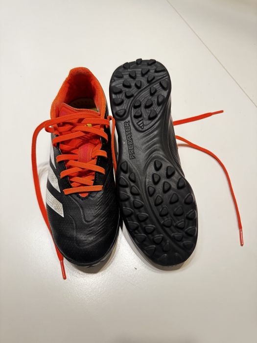 Chuteiras Adidas Predator nº36