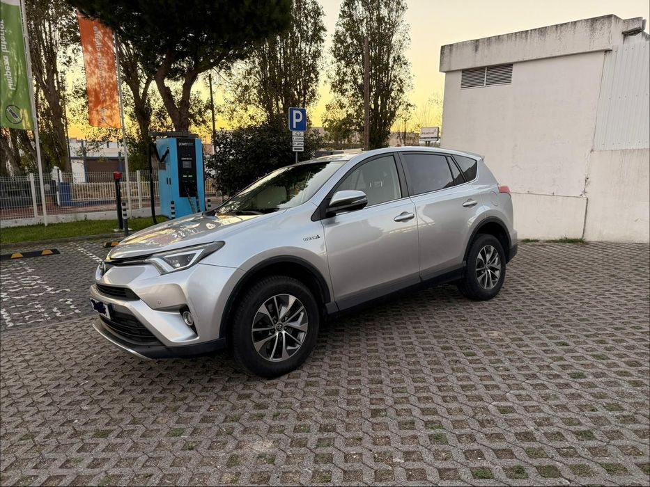 Toyota RAV4 2.5 HSD Comfort