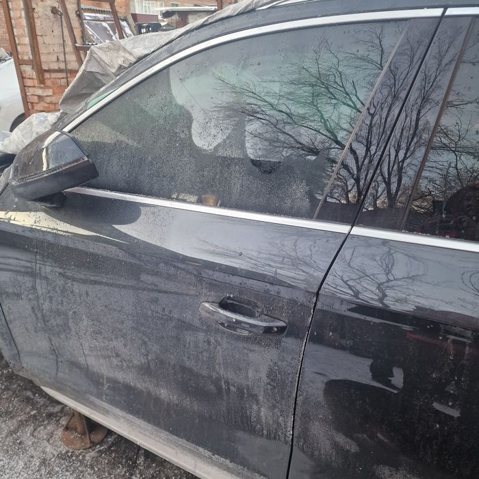 ДверіAudiQ5 80a 2018 року