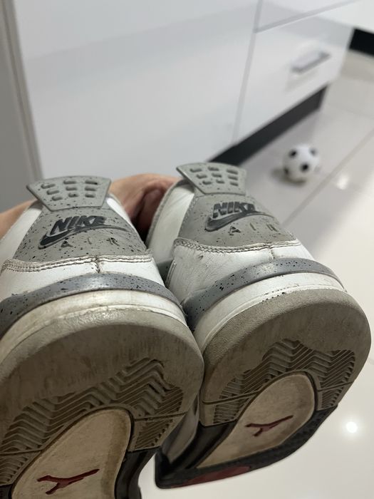 Air Jordan 4 White Cement 2025