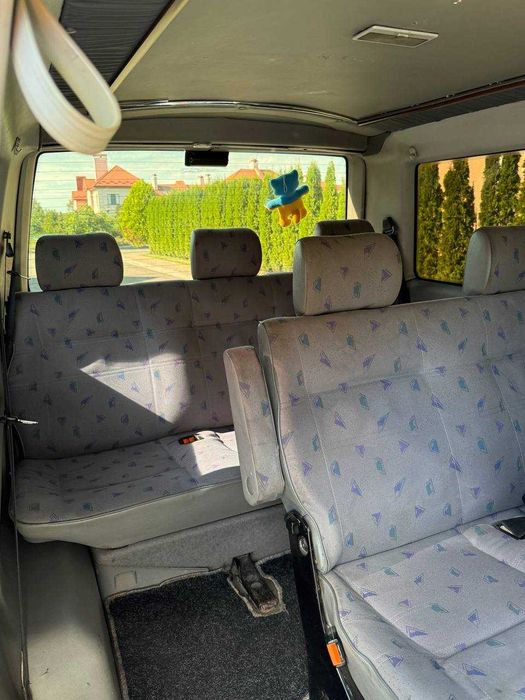 Volkswagen t4 Caravelle 2.5 tdi 75 кВт 1998