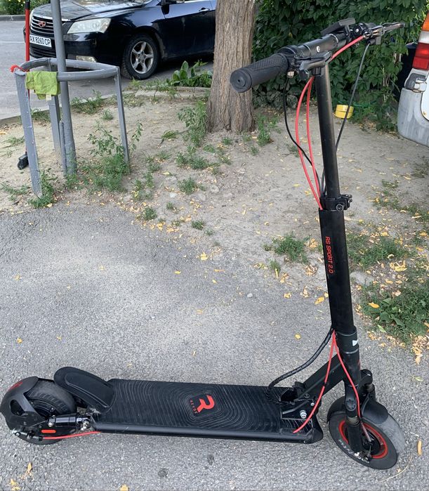 Електросамокат Revoe r500