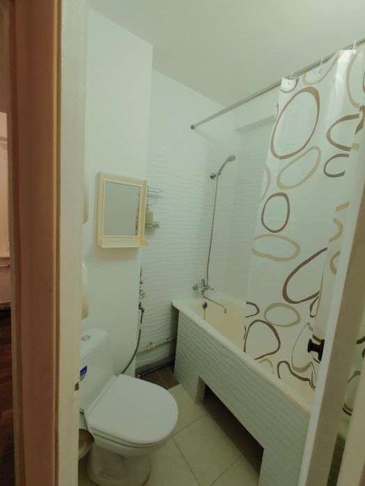 Квартира на Правом подобово, світло є постійно