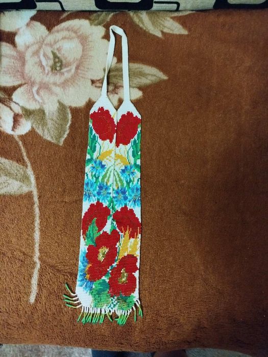 Гердан з чеського бісеру, ручна робота