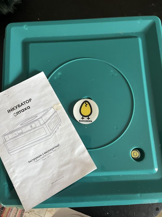 Інкубатор. Птаха