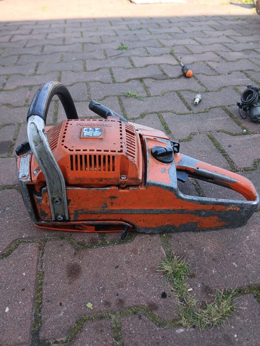 Husqvarna  44  piła spalinowa lub części