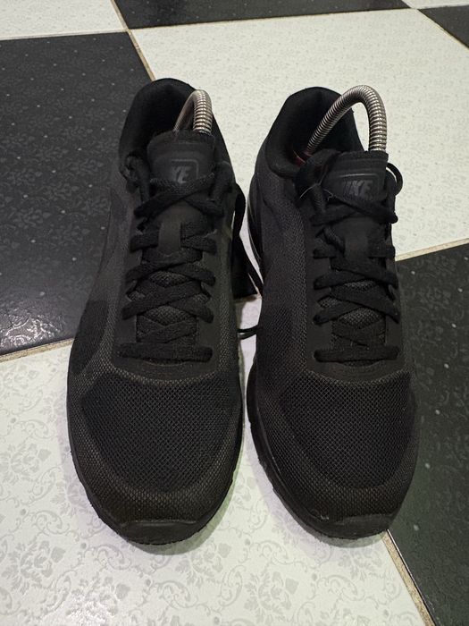 Кроссовки женские Nike Air Max Sequent
