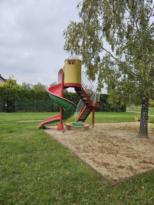 Plac Zabaw .Zjeżdzalnia Spiralna .Bujak.