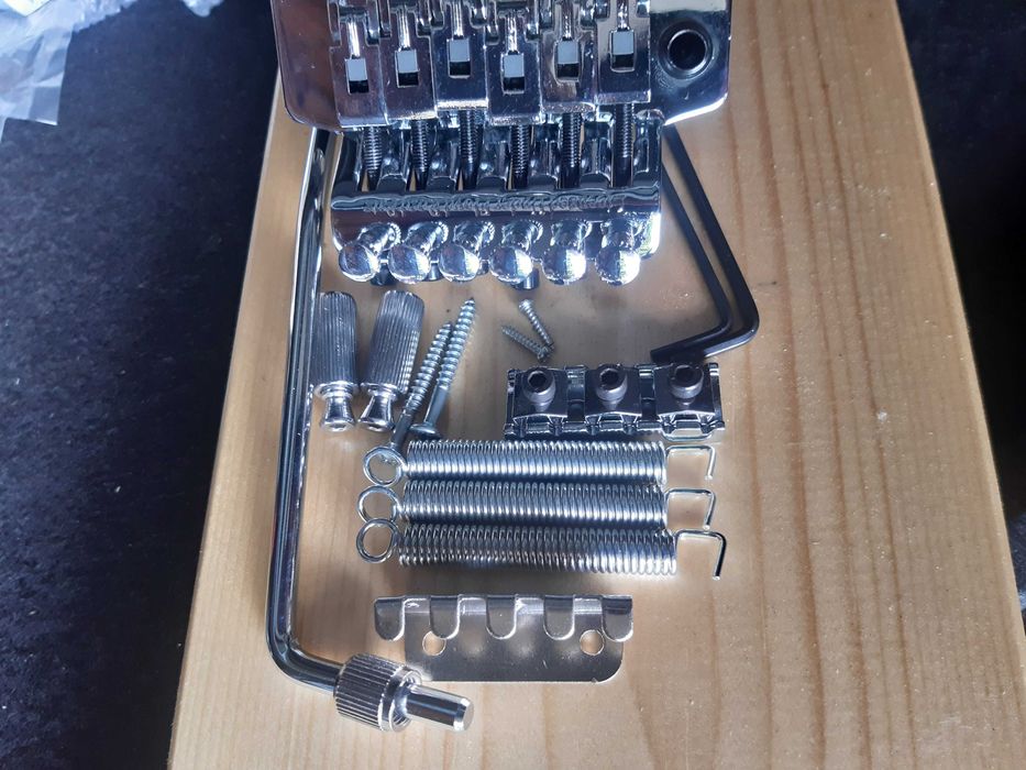 Mostek typu floyd rose, nowy
