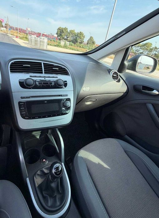 SEAT Altea XL 1.9 TDI foto 2