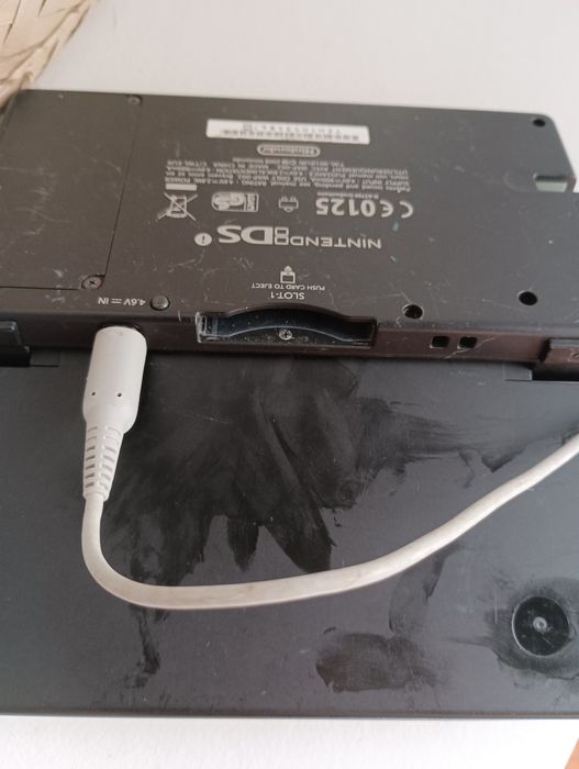 Nintendo DS tenho 2 vendo separado o em conjunto