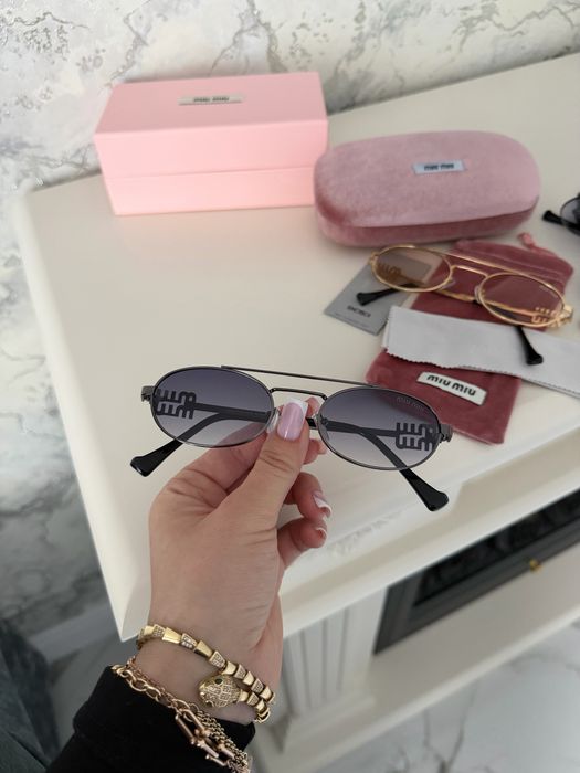 солнцезащитные очки Miu Miu полный комплект