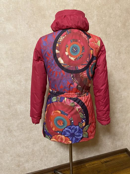 Курточка  iспанська демисезонна утеплена  для дівчинки на 10-13  років