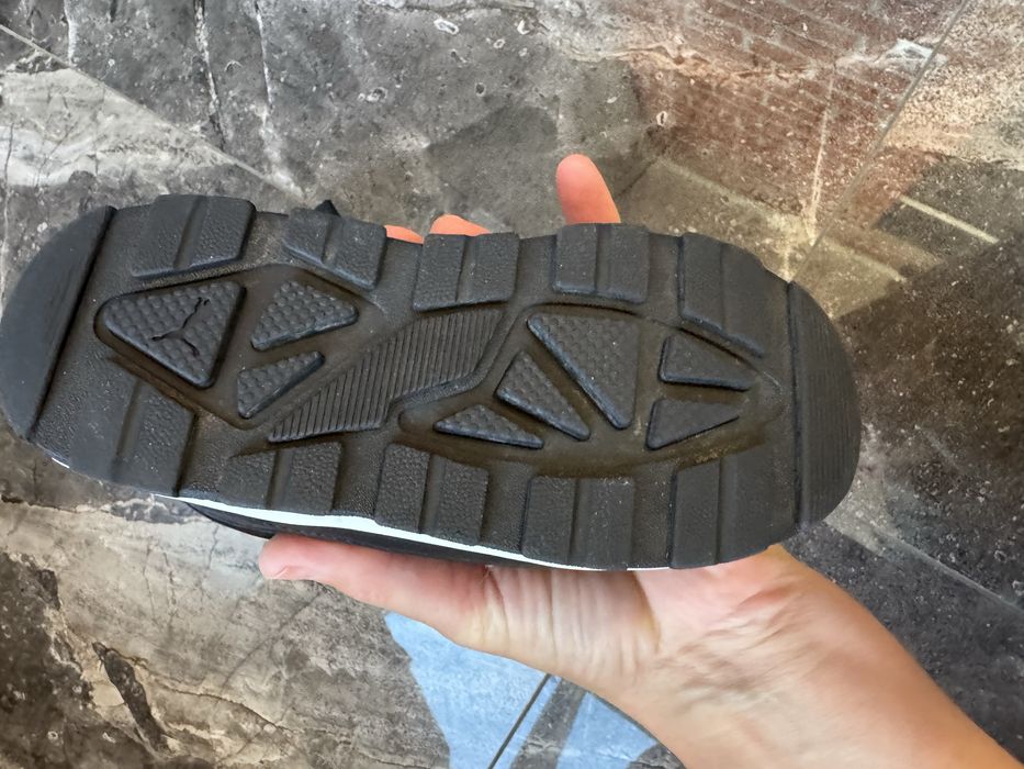 Puma 27 pозмір  Устілка 16,5см.Стан нових.