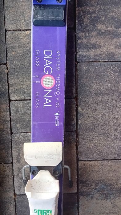 Oddam za darmo  narty