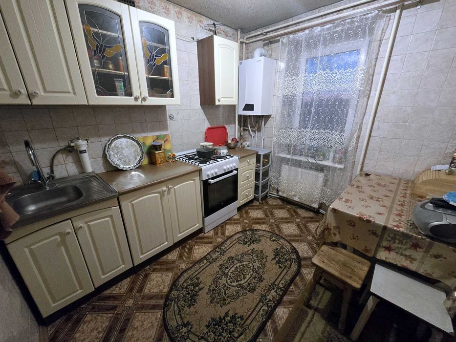 Здається 2-кварт. з АВГ по вул.Л.Ратушної в р-ні Словянки,читайте опис