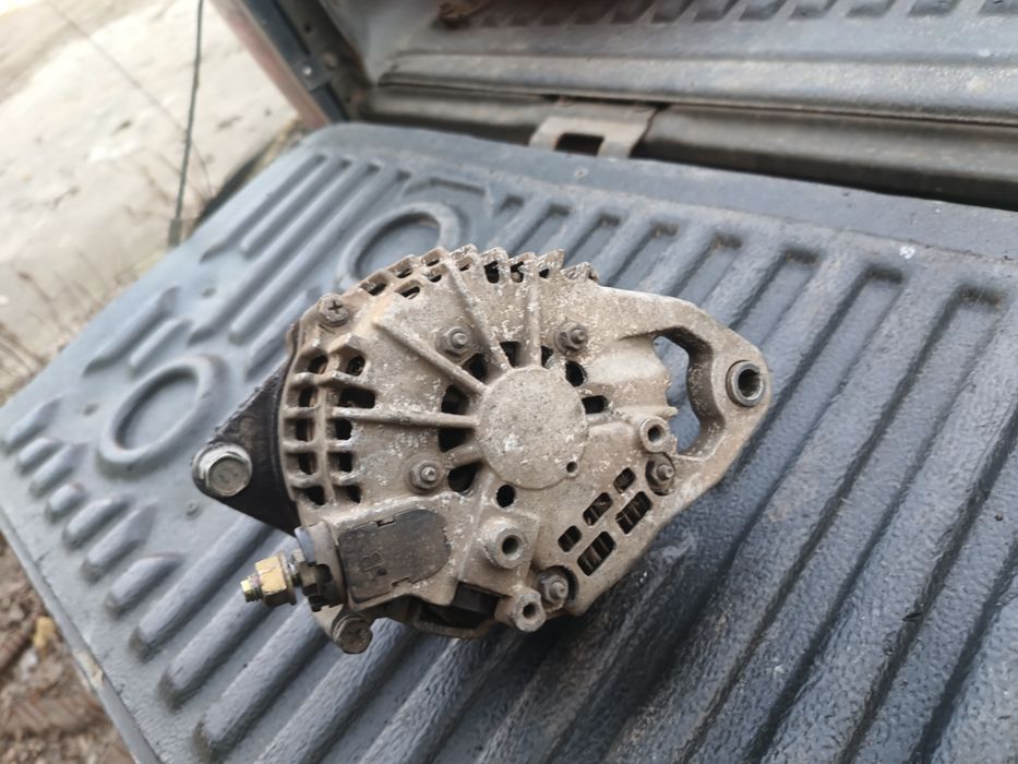 Генератор Нісан Терано