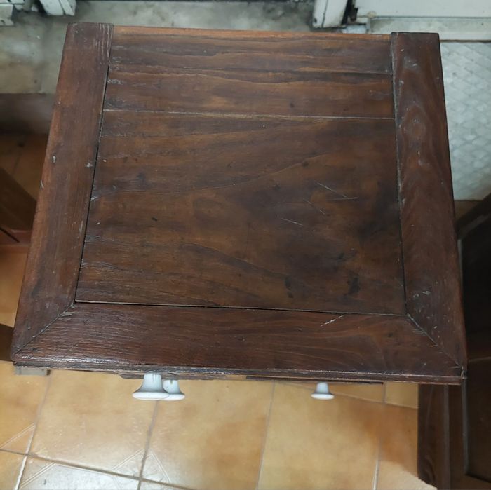 Mesinha de cabeceira Art Deco