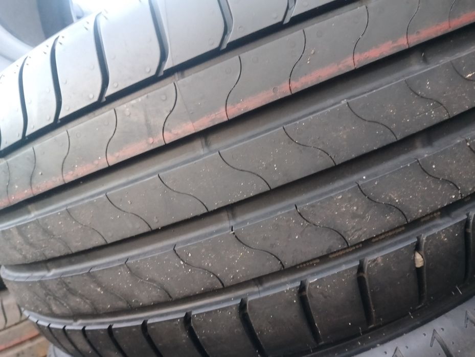 265/40/22  Bridgestone Turanza 005 New