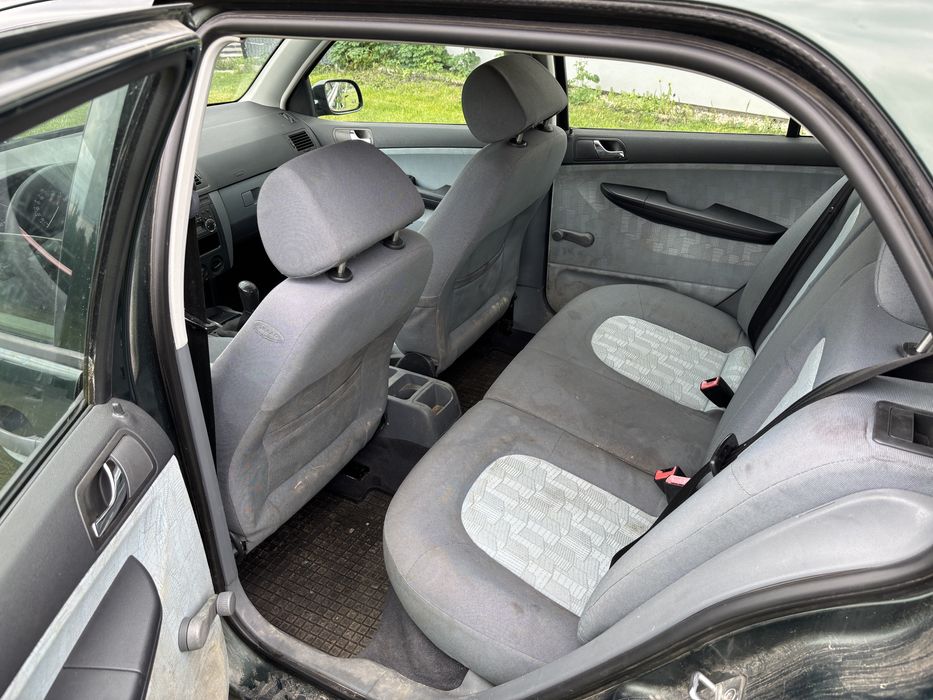 Skoda fabia 1.4 16v w calosci na czesci